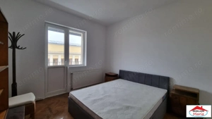 Apartament zona centrala - imagine 2