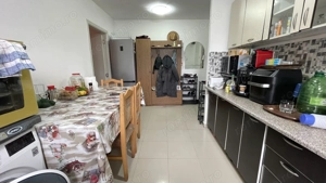 Apartament 3 camere,parter,confort sporit,bloc izolat