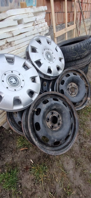 Jante tabla 5x112 R15 , Capace Skoda, 3 cauciucuri 185 65 R15 - imagine 2