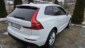 VOLVO XC60 anul 2021 - imagine 4