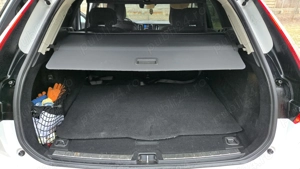 VOLVO XC60 anul 2021 - imagine 8