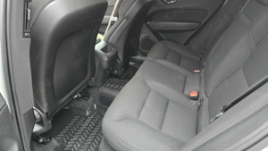 VOLVO XC60 anul 2021 - imagine 6