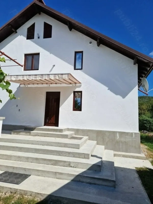 Execut lucrări finisaje  - imagine 3