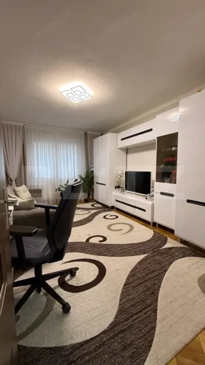 Apartament 3 camere, 65 mp, zona Unirii  - imagine 2