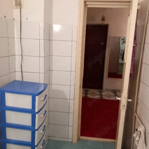 Vând apartament cu două camere în Focșani  zona Est - imagine 4