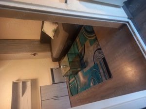 Garsoniera et 3 mansarda, 27 m.Toate utilitatile,renovata,spatioasa.3 min de piata Rahova.15 min Cen - imagine 5
