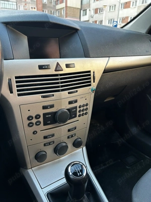 Opel Astra H Sedan 1.6 benzina, 2008 - imagine 4