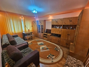 Apartament cu 2 camere de vânzare în Curtea de Argeș.