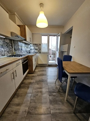De inchiriat apartament cu 2 camere decomandat, complex studentesc  - imagine 13