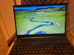 Laptop HP Ryzen 3 5300U, 8GB RAM, Windows 11 - Rapid & Ideal pentru Facultate   Office