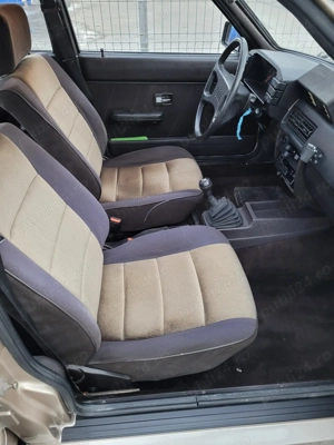 Audi 80 VEHICUL ISTORIC in Cartea de Identitate, motor 1.6 benzina, an 1985, ITP 2 ani - imagine 5