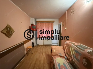 Garsoniera tip studio, Craiovita, centrala termica - 73 000 Euro - imagine 12