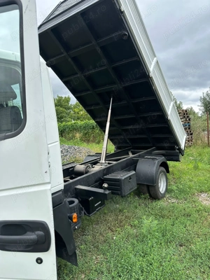  Vand Nissan Atleon - imagine 2