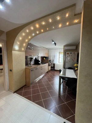 Apartament 3 camere et 2, zona Nord Rm Valcea  - imagine 12