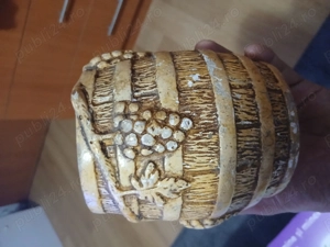 Vand Pusculita rara ceramica 1931-Model Butoi cu struguri,interbelica