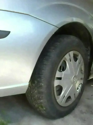 Vând. Ford. Focus.  2007 1.6 benzina. Cutie dsg 185ooo. Km. Cauciucuri noi distributie. Schimbata  . - imagine 4