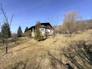 Refugiu Exclusivist Prahova Casa cu 5.2 ha, Panoramă Pârâu și Potențial Turistic - imagine 3