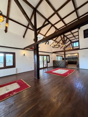 Refugiu Exclusivist Prahova Casa cu 5.2 ha, Panoramă Pârâu și Potențial Turistic - imagine 17