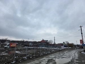 Vând teren intravilan 10.000 mp bun pentru dezvoltari comerciale imobilare