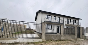 Duplex de Vanzare Domnesti
