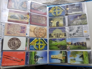 Cartele telefonice vechi pentru colecție 