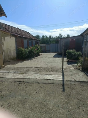 Vând casă la Alioș  - imagine 9