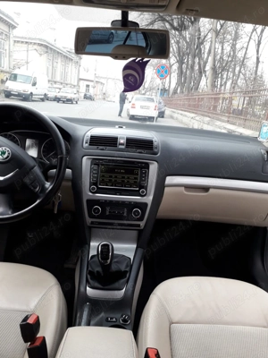 Vând Skoda Octavia berlina Facelift - imagine 3