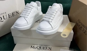 Alexander McQueen - Cu factura!