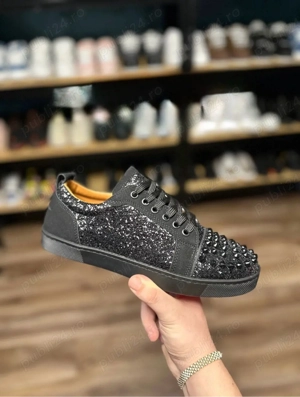 Christian Louboutin - Cu factura!