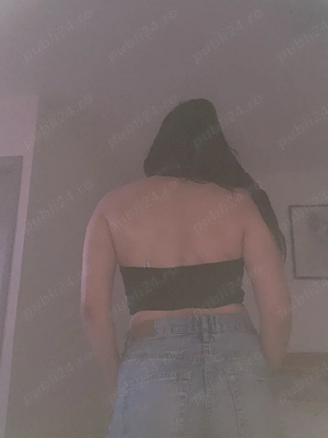 bună sunt nouă aici 