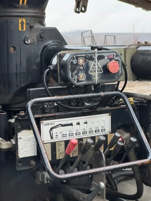 Iveco Stralis cu basculare si macara - imagine 3