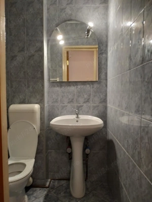 camera de inchiriat intr un apartment de 3 camere zona obor - imagine 3