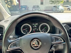 Vând Skoda Karoq Verde 1.5 TSI DSG 129000 KM  - imagine 7