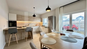 Vilă modernă de închiriat 