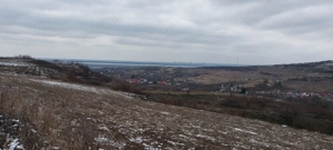 Vand teren 9 km de centrul Mun. Pitesti