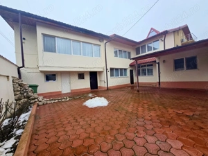 PROPRIETAR   Casă complet mobilată, cu garaj și foișor   Dobroești, Ilfov   - imagine 4