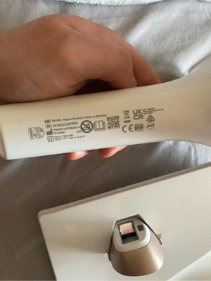 Aparat de epilare cu lumina intens pulsată - imagine 2