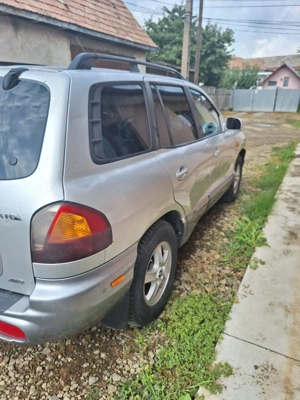 Vand Vând Hyundai Santa Fe,an 2004,motor 2.000 crdi diesel,4x4 permanent - imagine 4