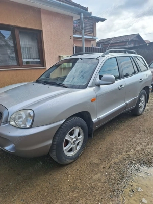 Vand Vând Hyundai Santa Fe,an 2004,motor 2.000 crdi diesel,4x4 permanent - imagine 3