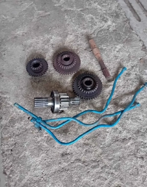 Piese tractor u650  - imagine 2