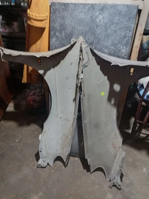 Vând aripă stânga și dreapta fata Renault Megane clasic sau euro2  - imagine 3