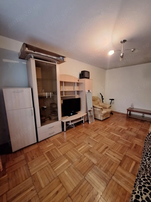 Vanzare apartament 2 camere Piata Centrala - imagine 2