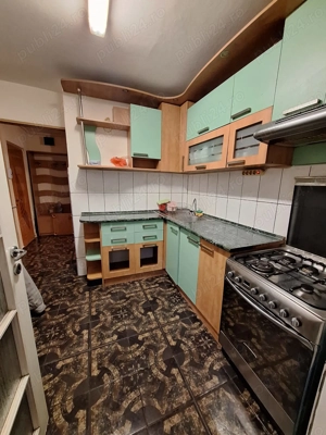 Vanzare apartament 2 camere Piata Centrala - imagine 6