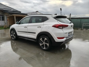 Vând Hyundai Tucson 2.0 Crdi 4Wd - imagine 4