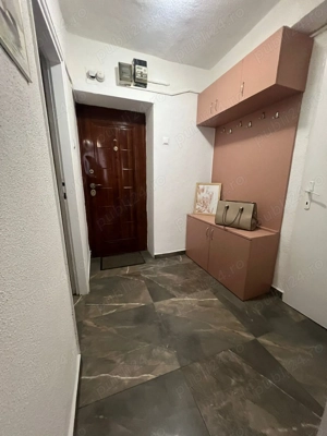 Proprietar, vând apartament 2 camere   zona Moroasa