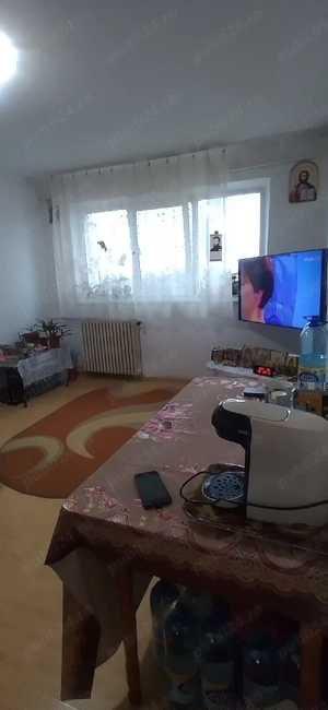 vand apartament in Mihai Bravu, piata