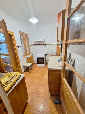 Vanzare casa 3 camere zona Centrala str Universitatii - imagine 8