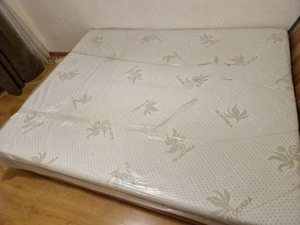 Vând pat cu saltea nouă  - imagine 3