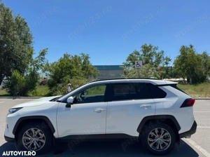 Toyota RAV4 2.5 4&4 Hybrid Luxury 2022 60000 km - imagine 2