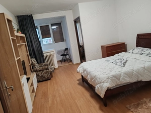 Garsoniera de închiriat 